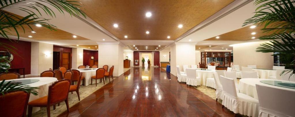 Kai Wah Plaza International Hotel Kunming Zewnętrze zdjęcie